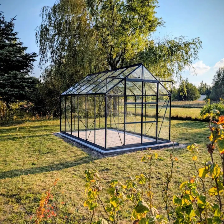 aluminiowa szklarnia Laurus 9,7.jpg