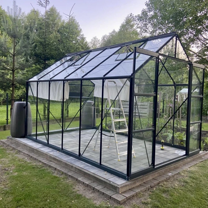 szklarnia z aluminium Laurus.jpg