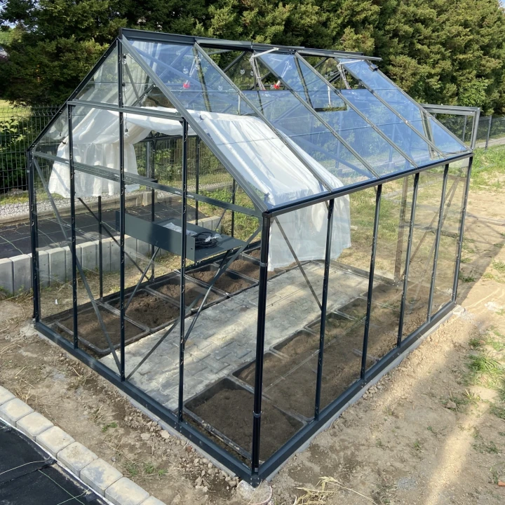system zacienienia do szklarni Laurus Aloe zacienie do szklarni ogrodowej.JPG